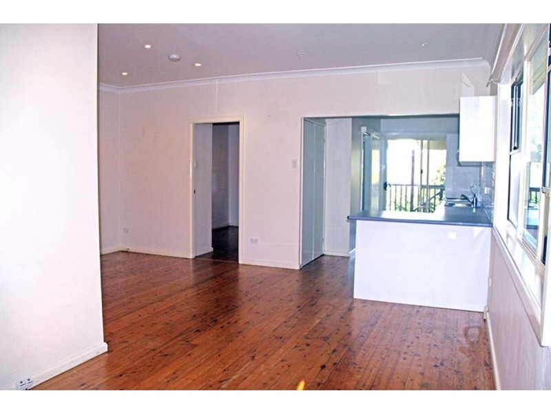 2/14 Melbourne Avenue, Mona Vale NSW 2103