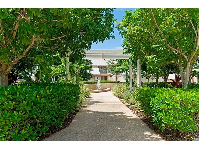 16/12 Promenade Avenue, Robina QLD 4226