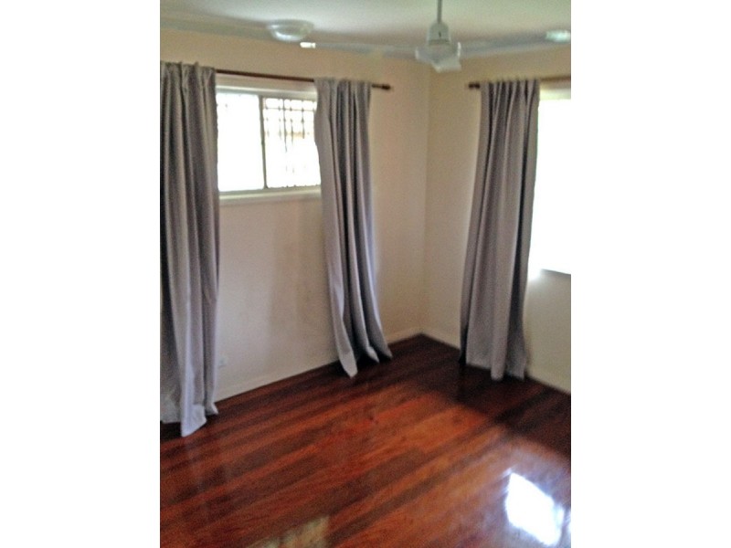 32 Condong Street, Mansfield QLD 4122