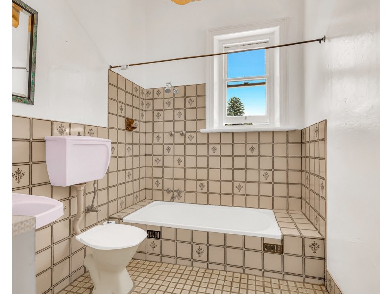 11 Jetty Road, Largs Bay SA 5016