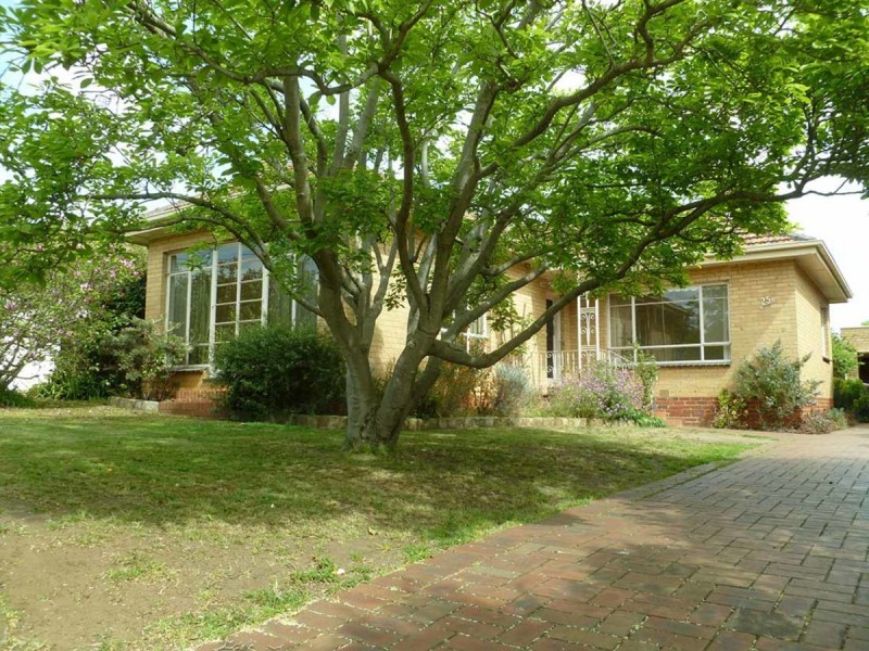 25 Dunoon Court, Brighton East VIC 3187