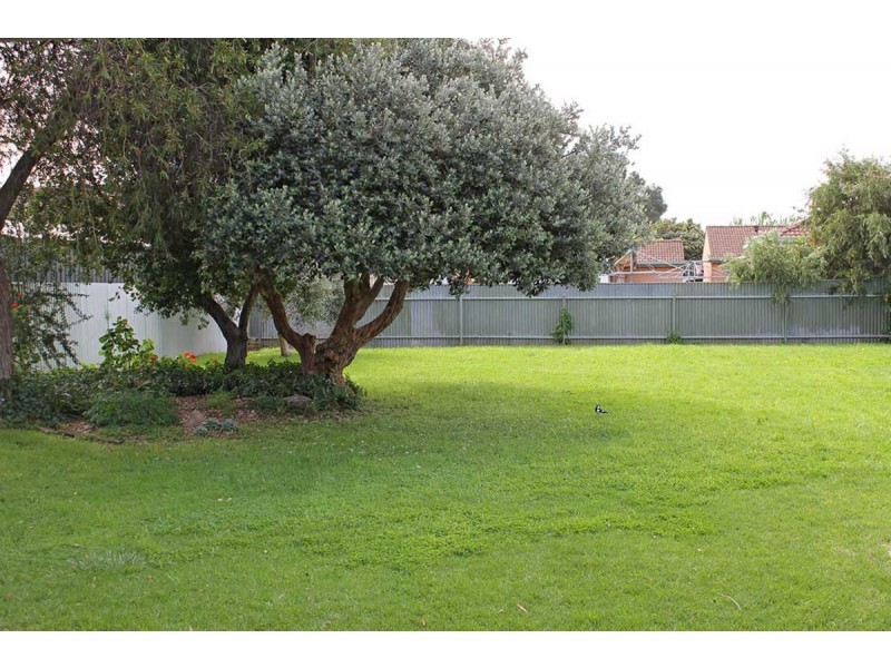 9 Gertrude Street, Glandore SA 5037