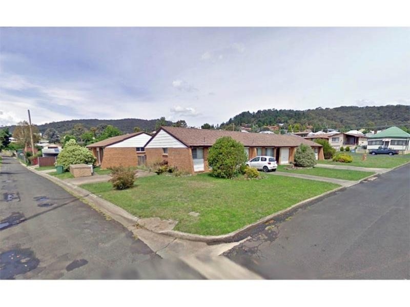 2/15 Knight Street, Lithgow NSW 2790