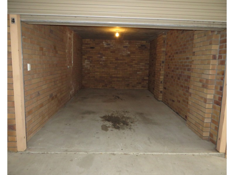 4/52 Crump Street, Holland Park West QLD 4121