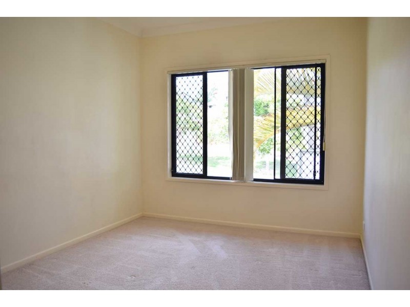 13 Hillridge Crescent, Varsity Lakes QLD 4227