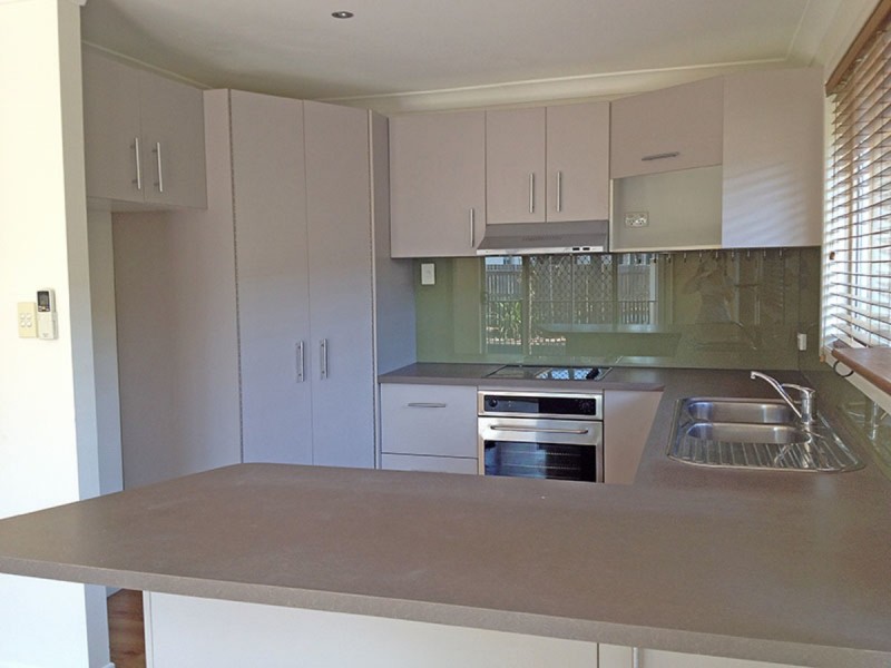 5 Quail Court, Burleigh Waters QLD 4220