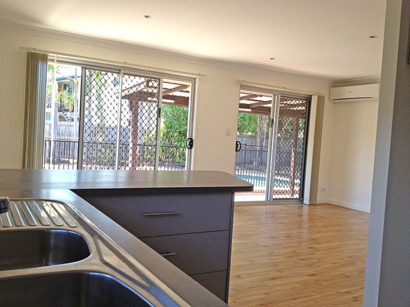 5 Quail Court, Burleigh Waters QLD 4220