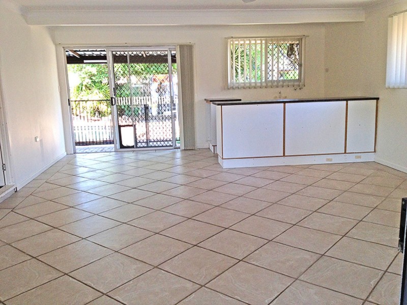 5 Quail Court, Burleigh Waters QLD 4220