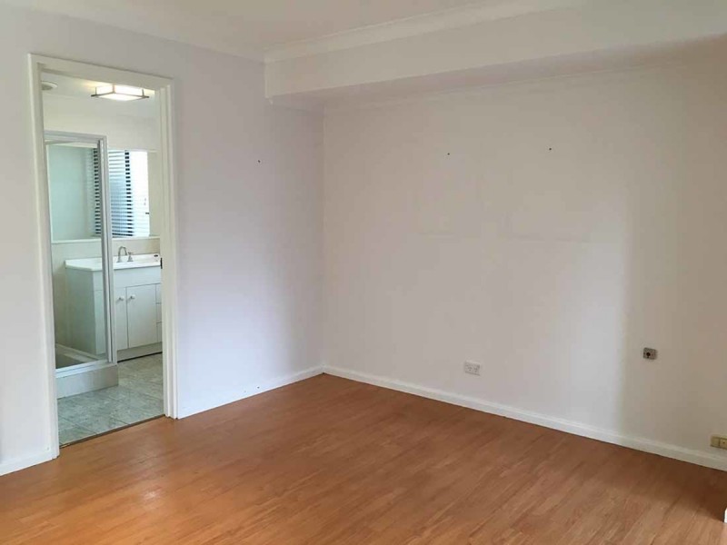 8 Lysons Way, Bateman WA 6150