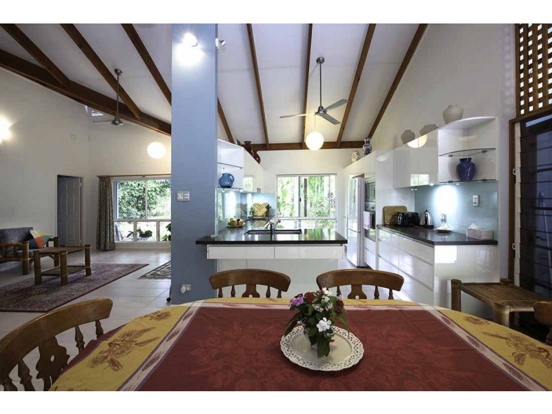 7 Saxon Street, Clifton Beach QLD 4879