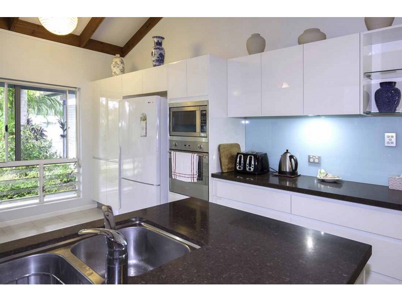 7 Saxon Street, Clifton Beach QLD 4879