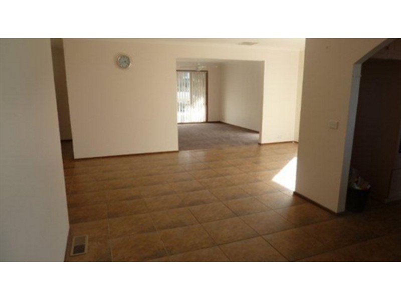 1/30 Newcastle Street, Preston VIC 3072