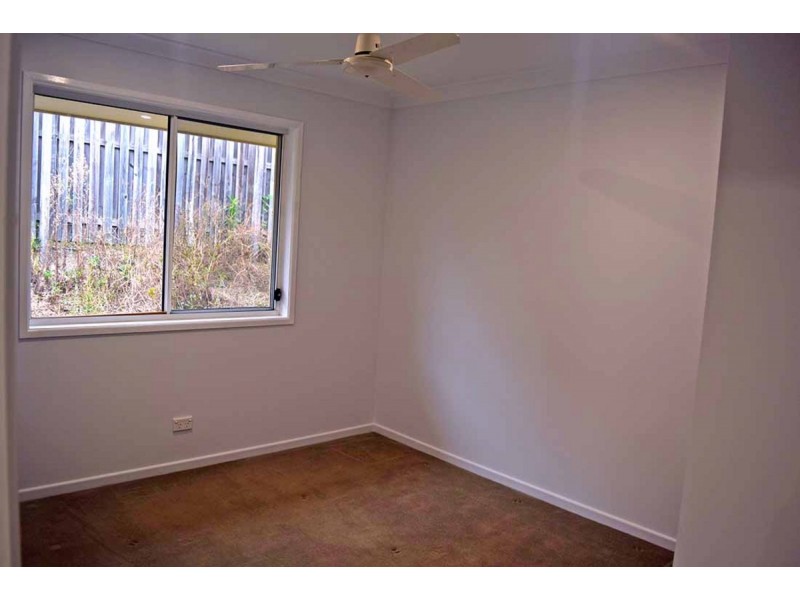 4 Queen Charlotte Court, Mudgeeraba QLD 4213