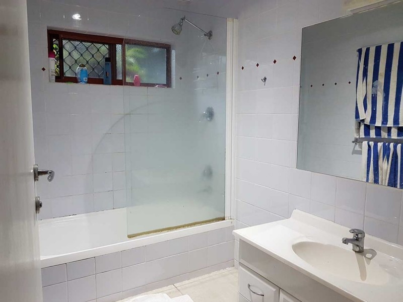 6 Shearer Avenue, Manunda QLD 4870