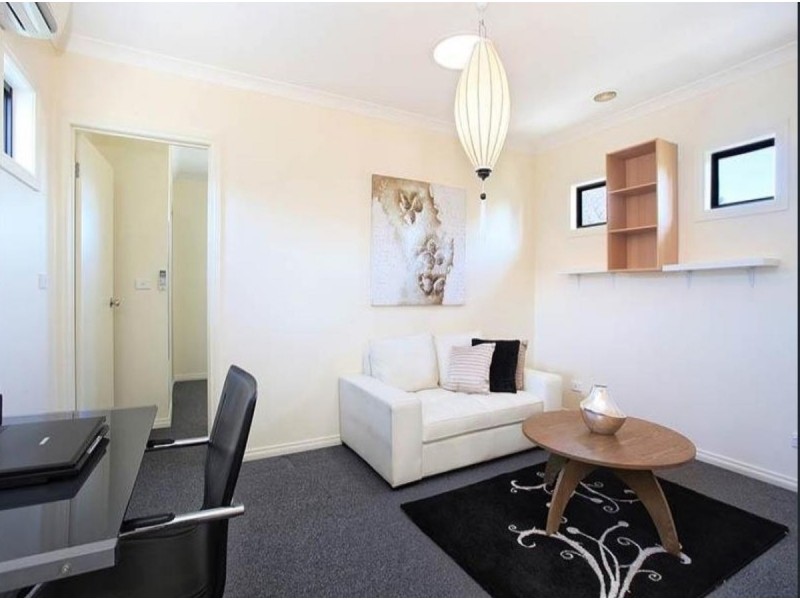 1/135 Glenroy Road, Glenroy VIC 3046