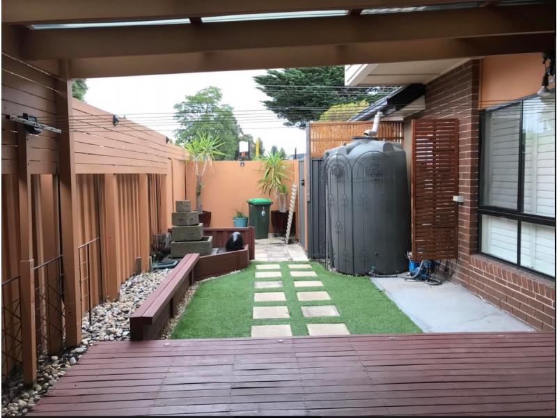 1/135 Glenroy Road, Glenroy VIC 3046