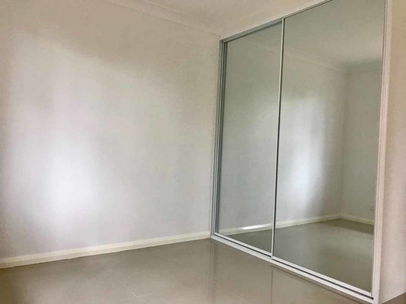 5A Roseview Avenue, Roselands NSW 2196