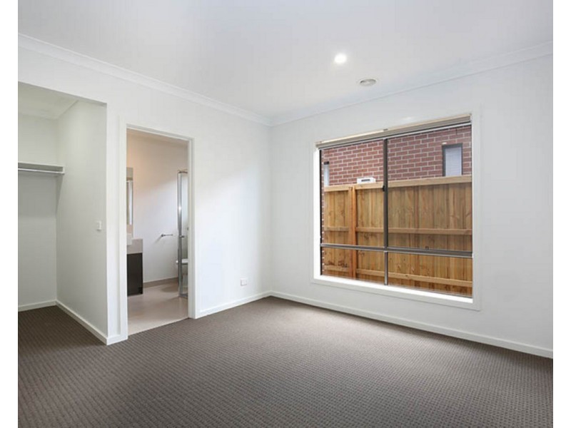 7 Blackberry Street, Wyndham Vale VIC 3024