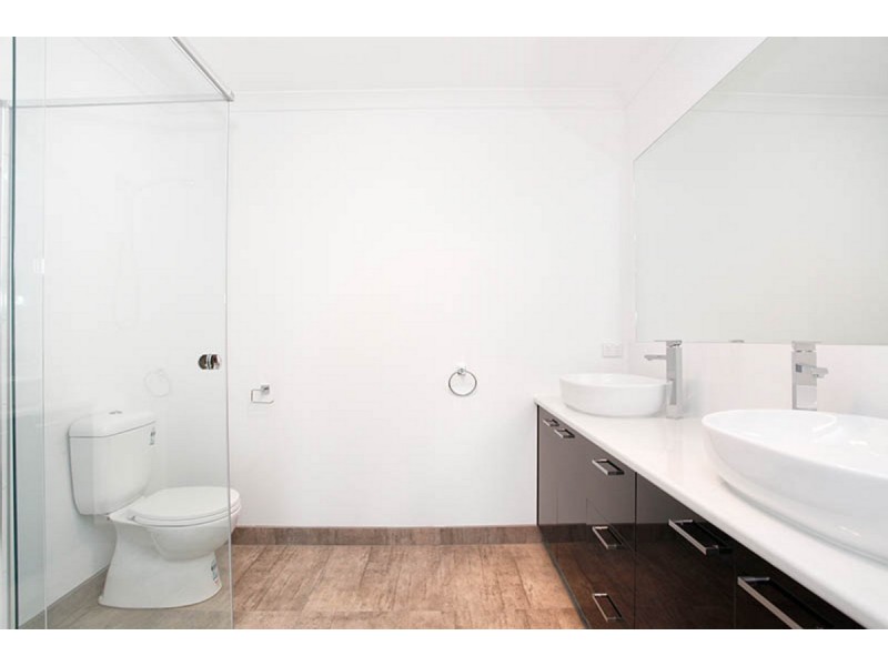 34 Mernoo Avenue, Clyde North VIC 3978