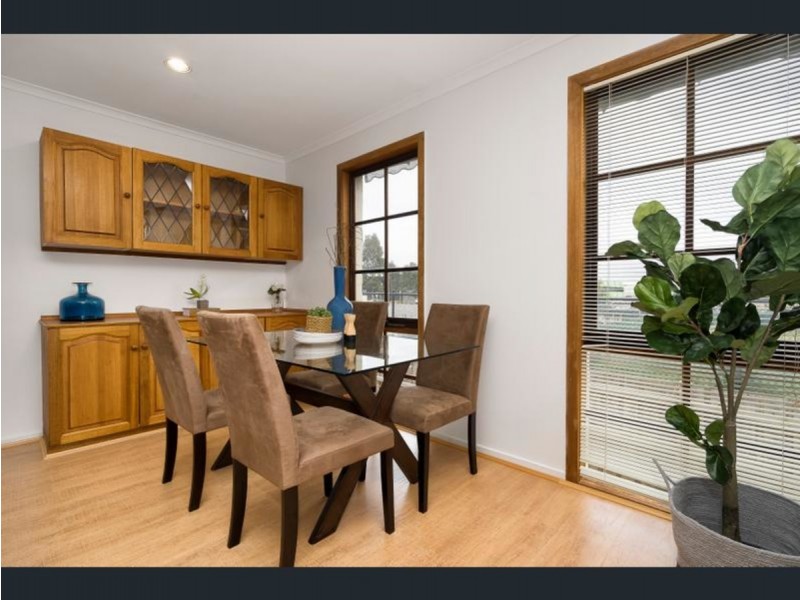 2/109 Station Street, Burwood VIC 3125