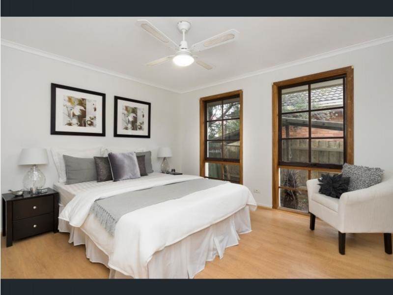 2/109 Station Street, Burwood VIC 3125