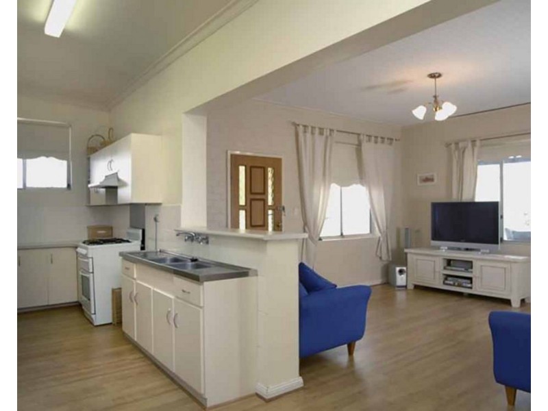 12 Bond Street, West Hindmarsh SA 5007