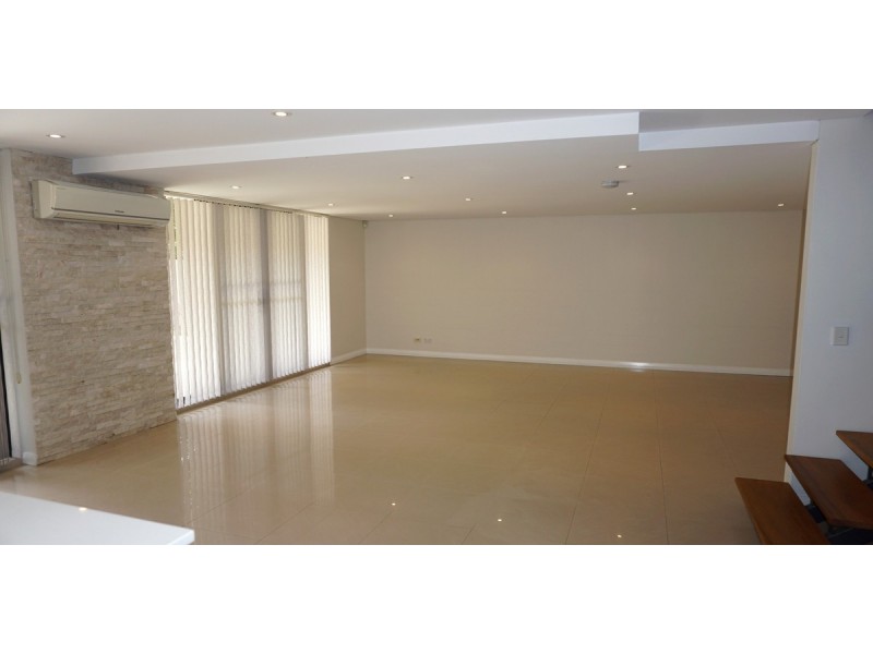 2/22 Charles Street, Carlingford NSW 2118