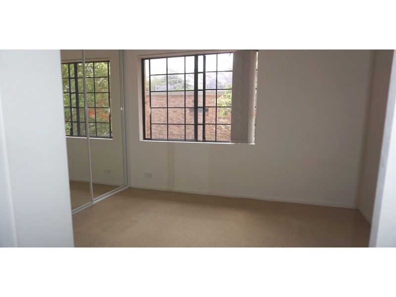 2/22 Charles Street, Carlingford NSW 2118