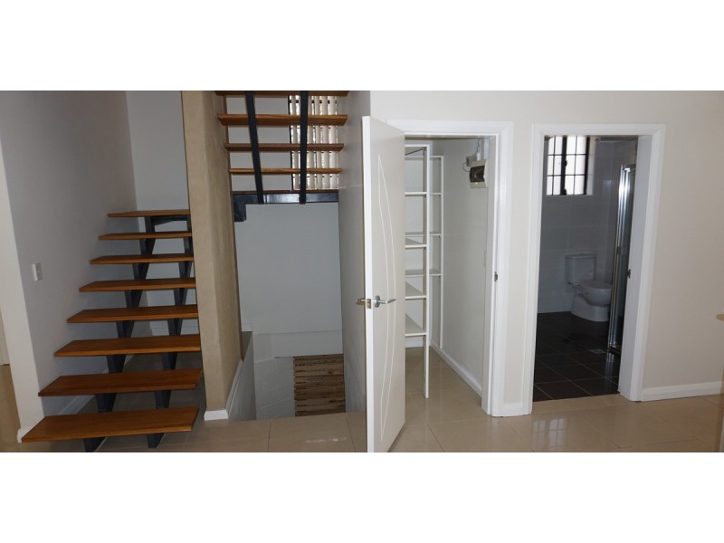 2/22 Charles Street, Carlingford NSW 2118