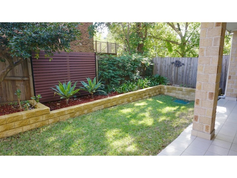 2/22 Charles Street, Carlingford NSW 2118