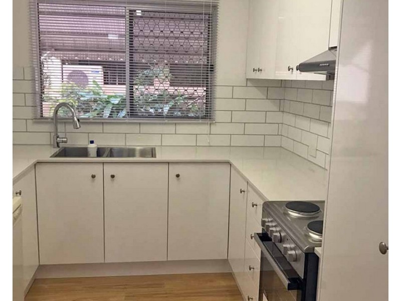 1/9 Ewart Street, Burleigh Heads QLD 4220