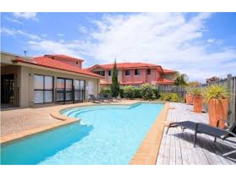 16/2-10 Geraldton Drive, Varsity Lakes QLD 4227