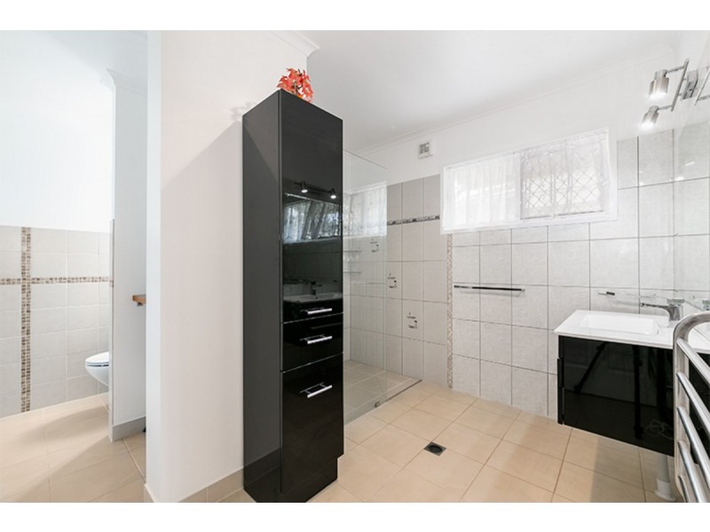 2/25 Frederick Street, Annerley QLD 4103