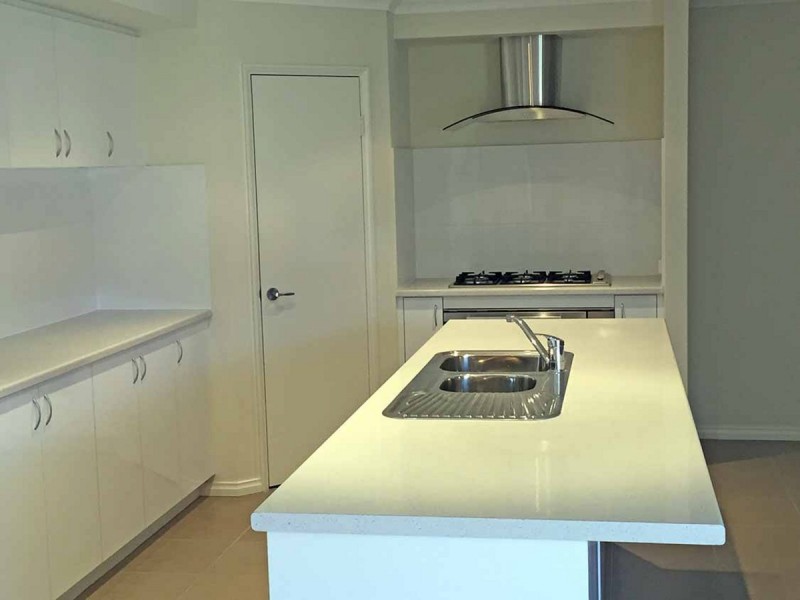 12 Riversdale Pass, Jandakot WA 6164