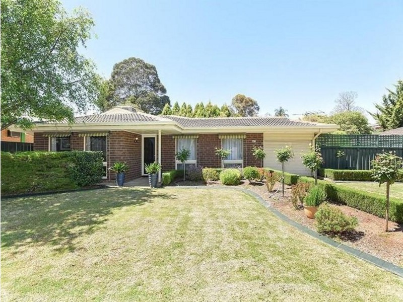 70 Heysen Drive, Trott Park SA 5158