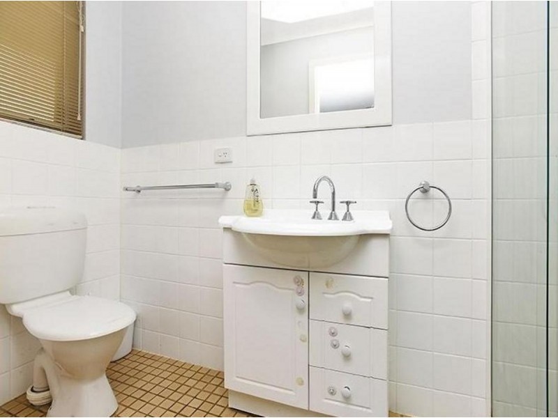 70 Heysen Drive, Trott Park SA 5158