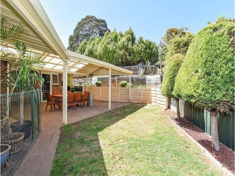 70 Heysen Drive, Trott Park SA 5158