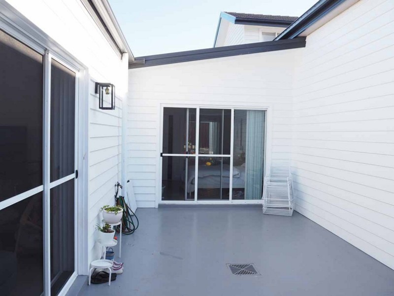 10 Ulster Avenue, Warilla NSW 2528