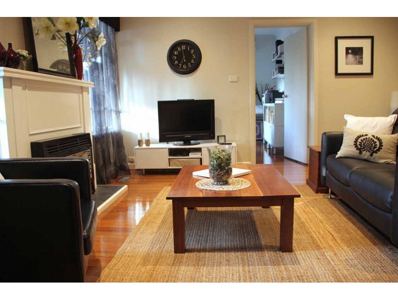 16 Hillview Avenue, Mount Waverley VIC 3149