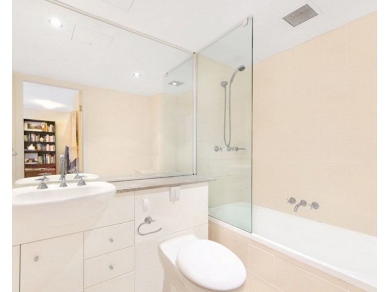 302/95 West Esplanade, Manly NSW 2095