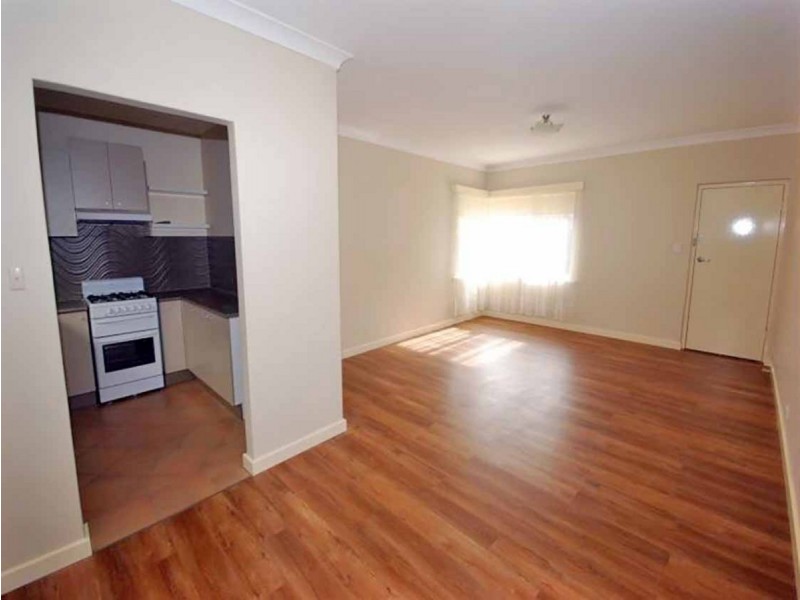 2/292 Seaview Road, Henley Beach SA 5022