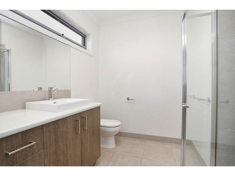 3 Scenic Way, Melton West VIC 3337