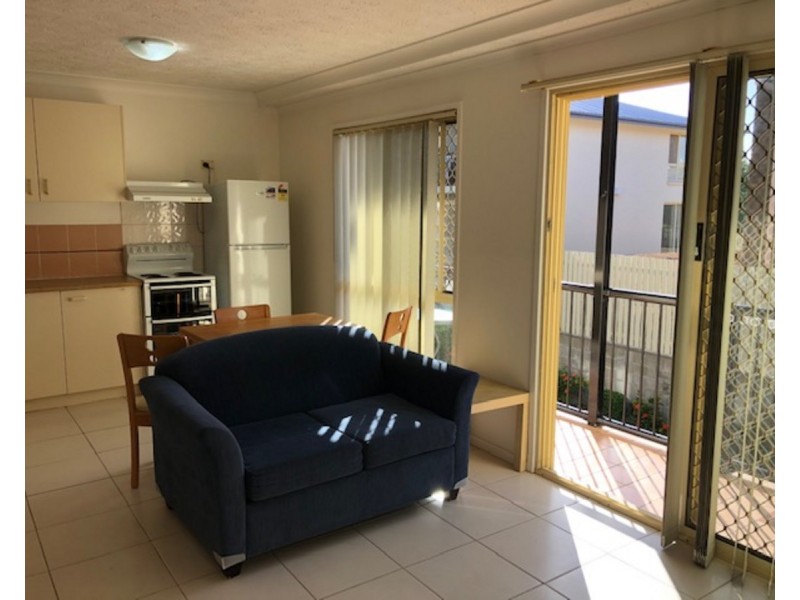 9/63 Queen Street, Southport QLD 4215