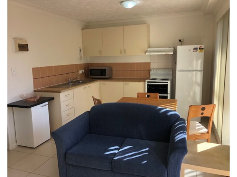 9/63 Queen Street, Southport QLD 4215
