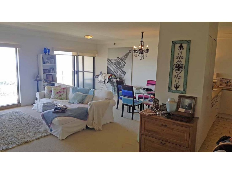 83/2 Admiralty Drive, Paradise Waters QLD 4217