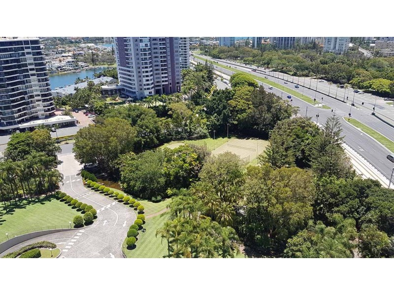 83/2 Admiralty Drive, Paradise Waters QLD 4217