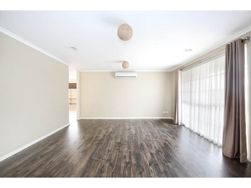 102 Harmony Drive, Tarneit VIC 3029
