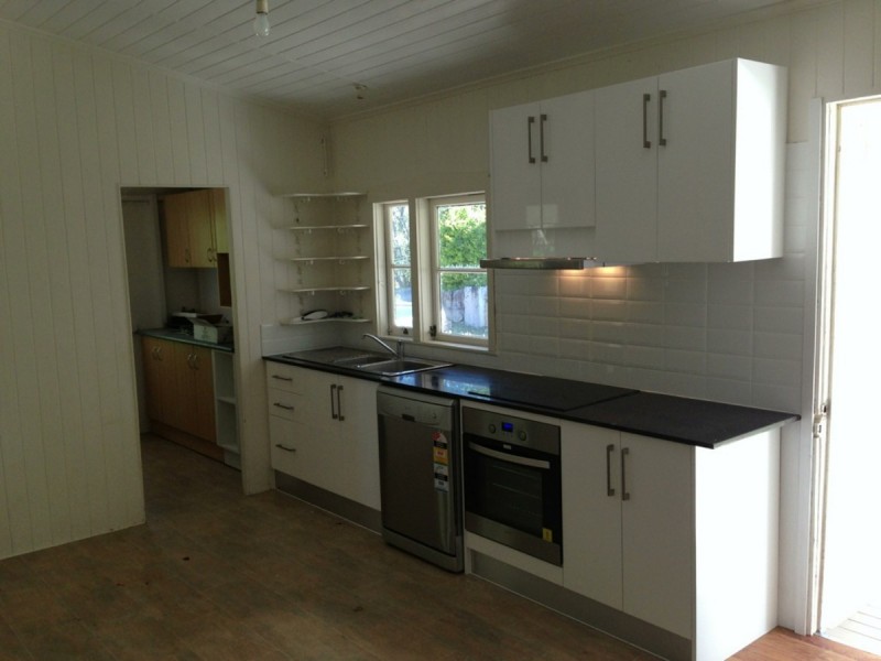 234A Savages Road, Brookfield QLD 4069