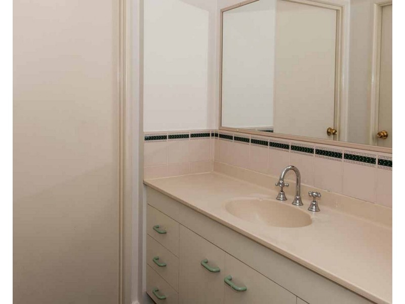 9 Appleyard Crescent, Coopers Plains QLD 4108