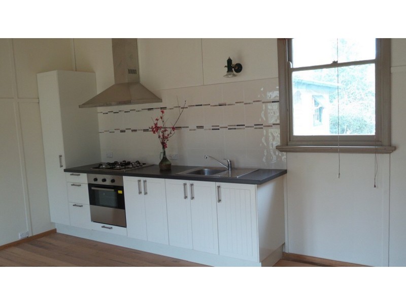 4 Jobling Street, Bethanga VIC 3691